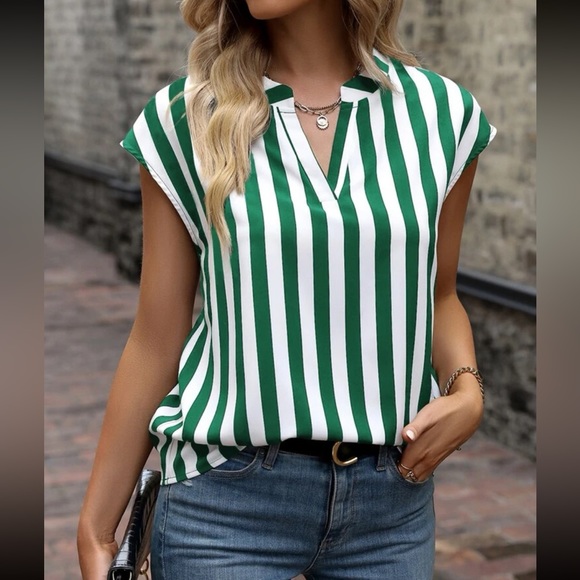 Striped notched neck blouse - Picture 15 of 16